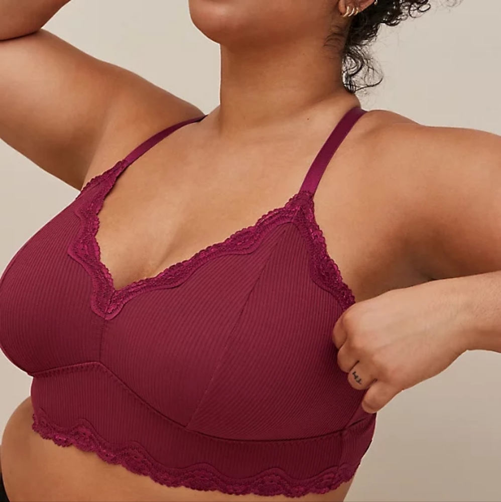 🎊LIGHTLY LINED RIB RACERBACK BRALETTE